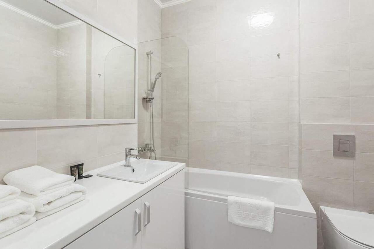2-Nd Pearl 2-Bedrooms Apartment Odesa Exterior photo